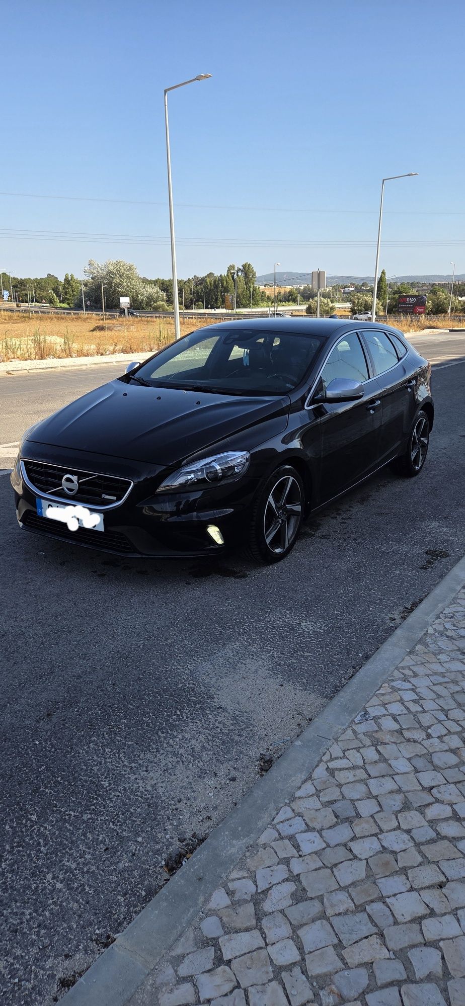 Volvo V40 R-design