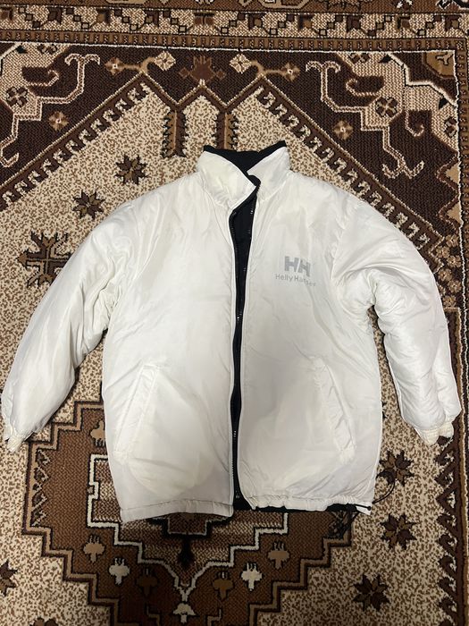 Пуховик Helly Hansen S M