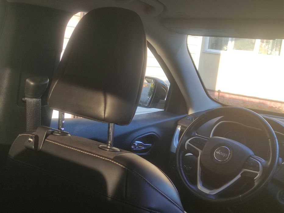 Jeep Cherokee Latitude Plus 2018 4WD