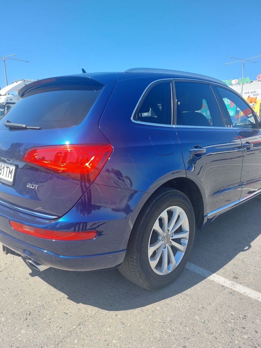 Продам автомобіль Audi Q5 Premium Plus 2.0 T