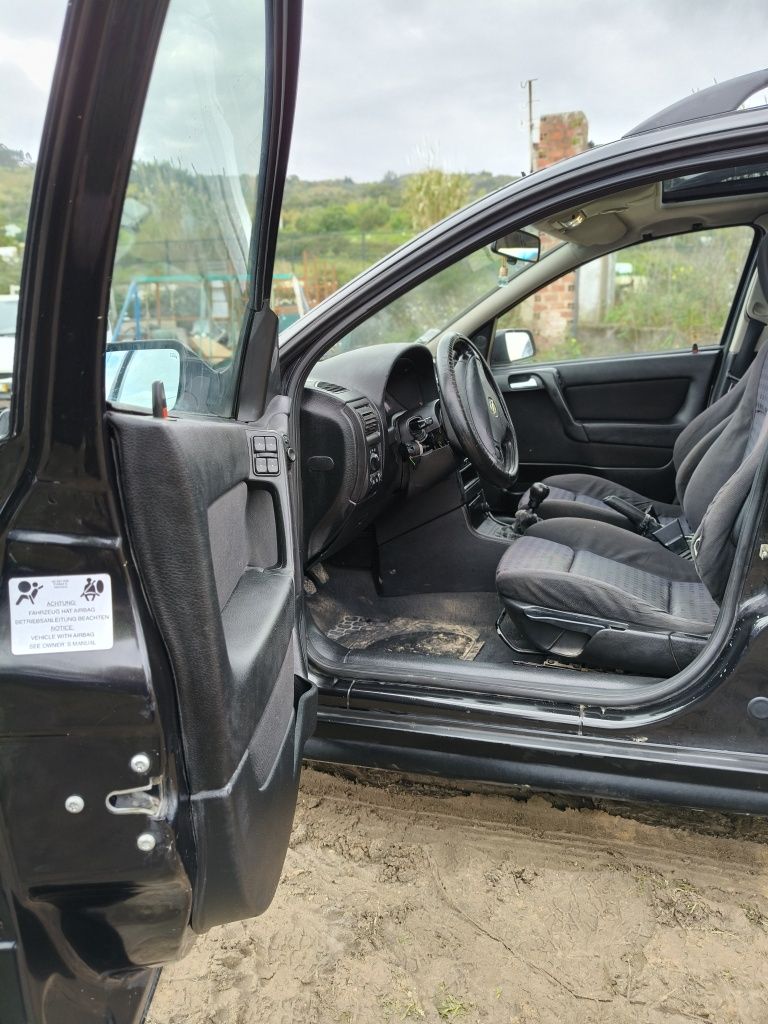 Opel Astra 1.6 gasolina ano 99 só peças