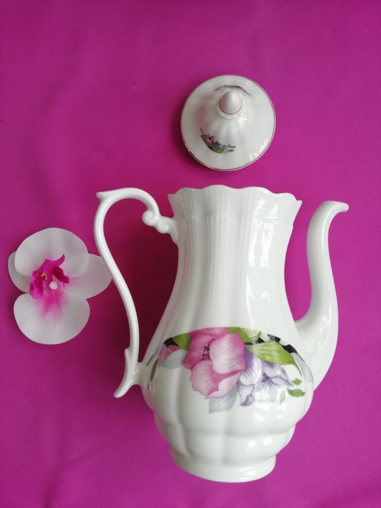 Zestaw do kawy 6 filiżanek - porcelana Wałbrzych