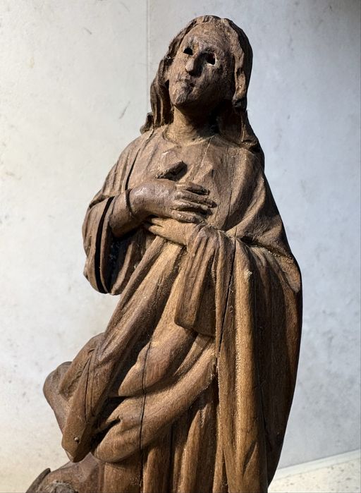 Antiga escultura “N.S. da Imaculada Conceição” em madeira