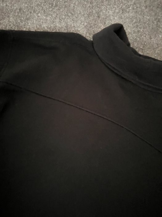 Кофтинка чорна укорочена на флісі Zara