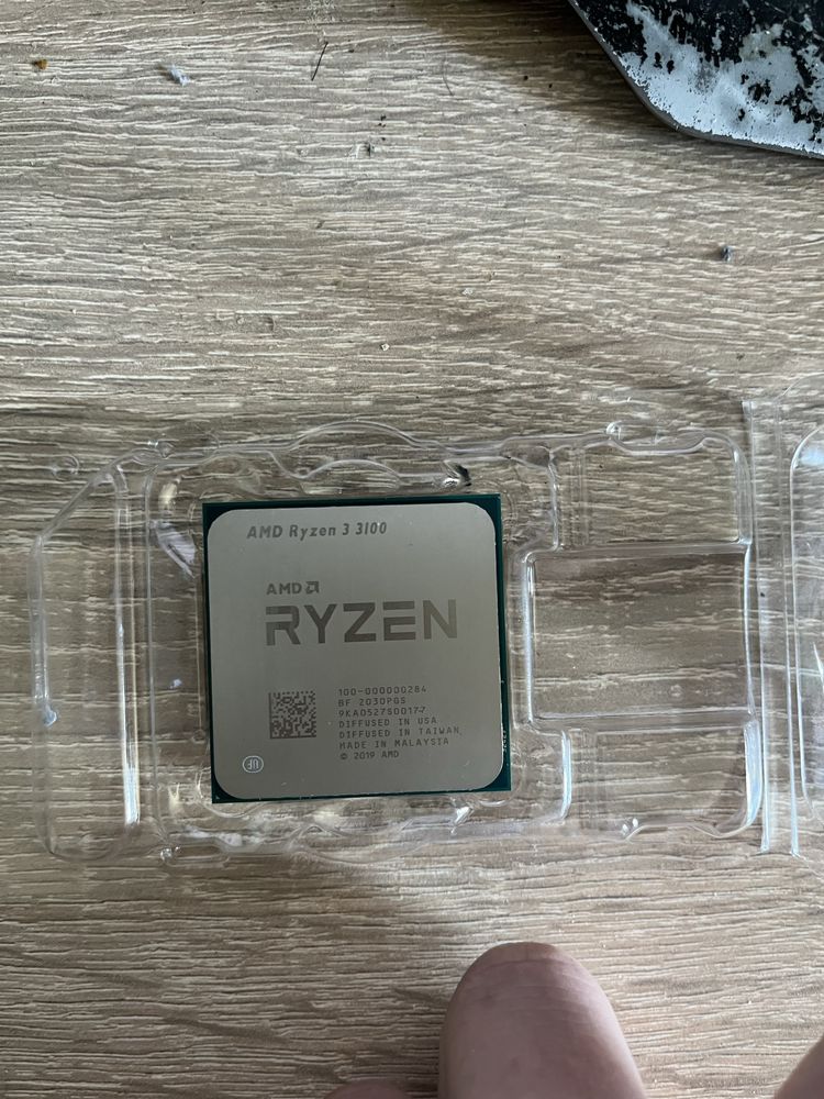 Procesor AMD Ryzen 3 3100