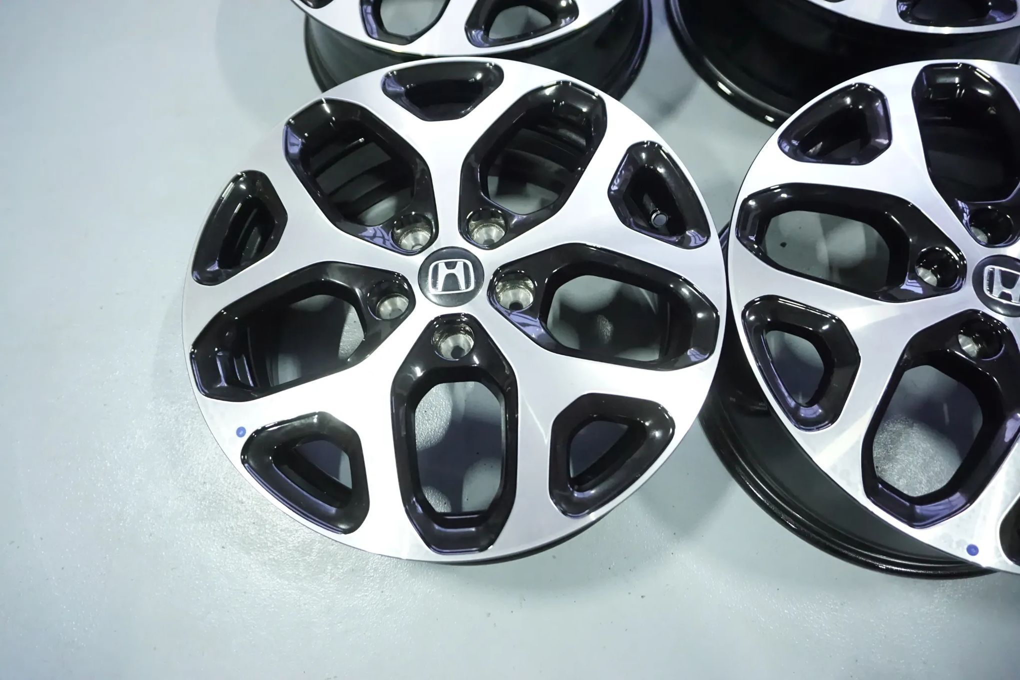 Felgi Aluminiowe 17 Honda CR-V SR-V HR-V ZR V ACCORD CIVIC UVO FR-V ET50
