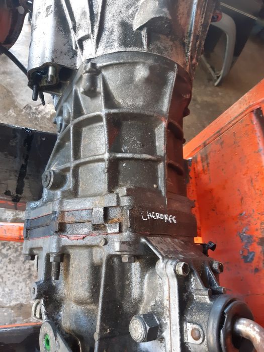 Caixa de transferência  jeep grand cherokee selet track 2wd e 4wd