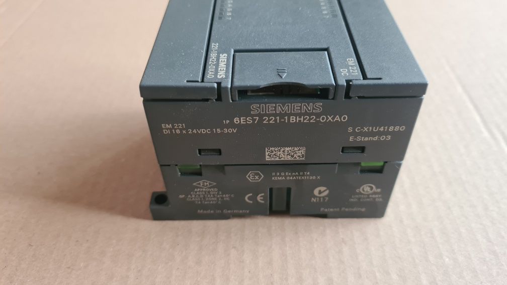 Siemens s7 200 EM 221 DI 16 x 24VDC