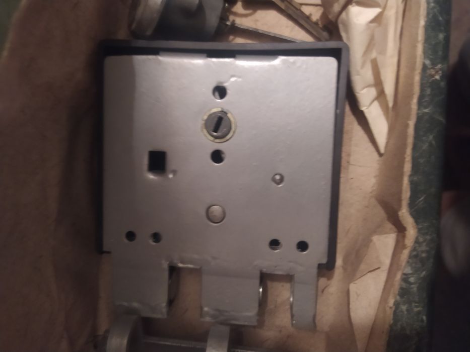 Замок гаражний дисковий