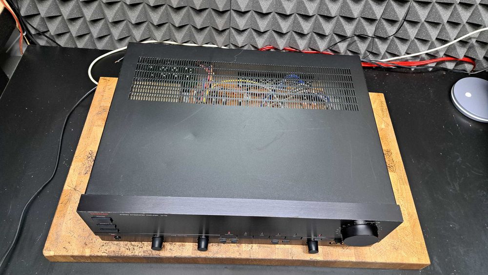 Wzmacniacz Luxman LV-112