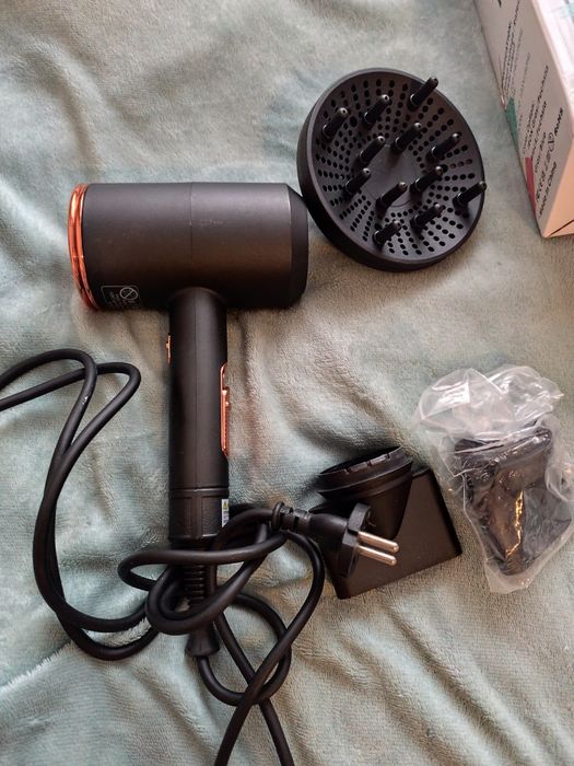 Фен с  насадками