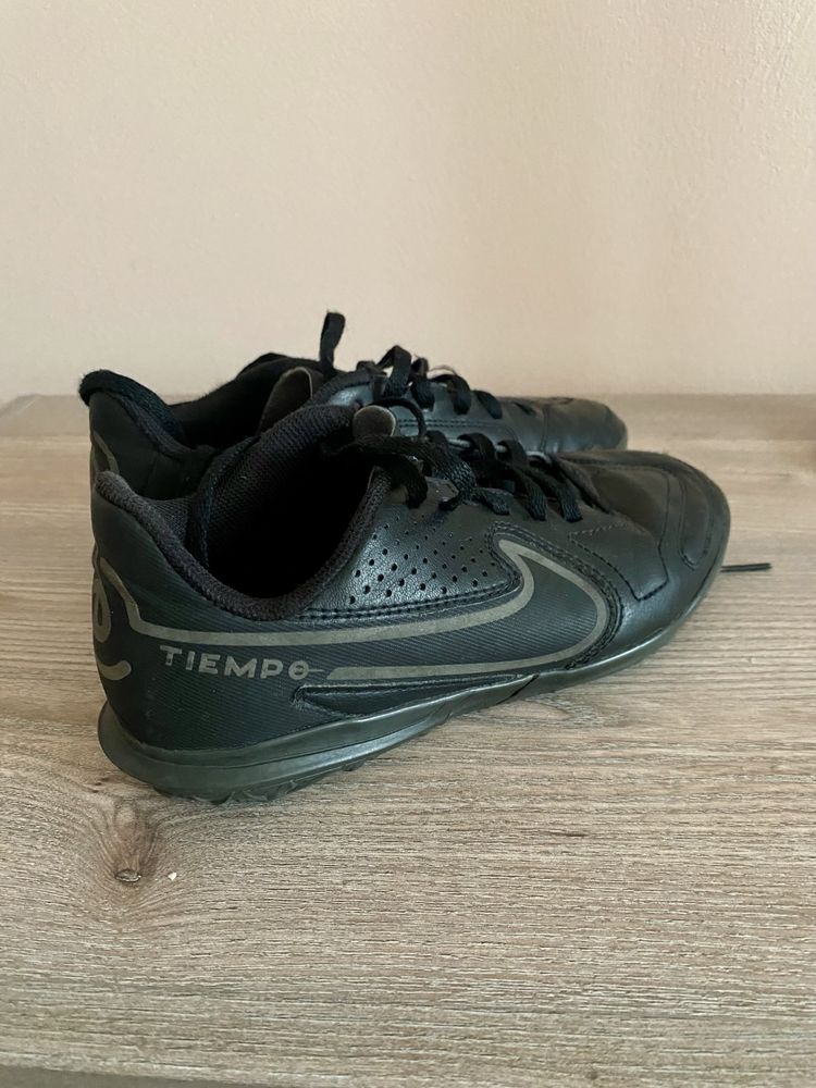 Сороконожки шкіра Nike tiempo сороканожки 33 розмір