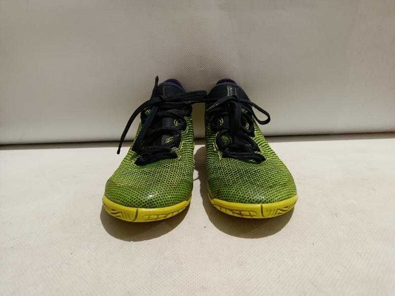 Детские футзалки Adidas размер 35