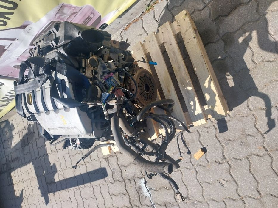 Renault Laguna II  silnik kompletny z osprzętem 1.6 16v K4MD710