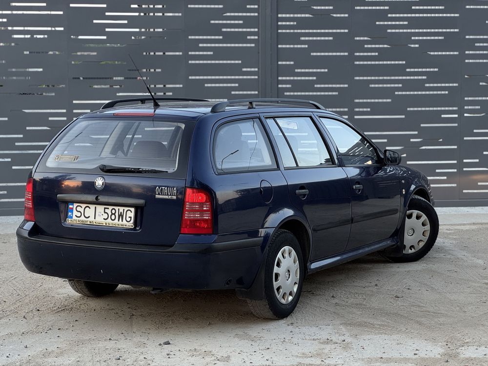 Skoda Octavia Tour 1.6 Газ/Бензин 2003 ЕВРОБЛЯХА НЕРОЗМИТНЕННА в.Укр.