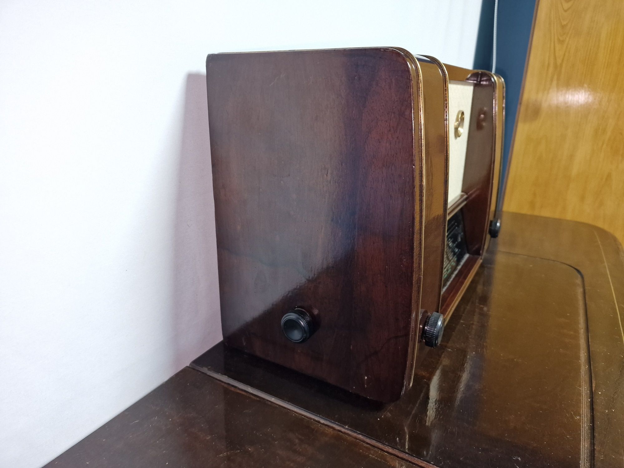 Rádio antigo reparado Schaub