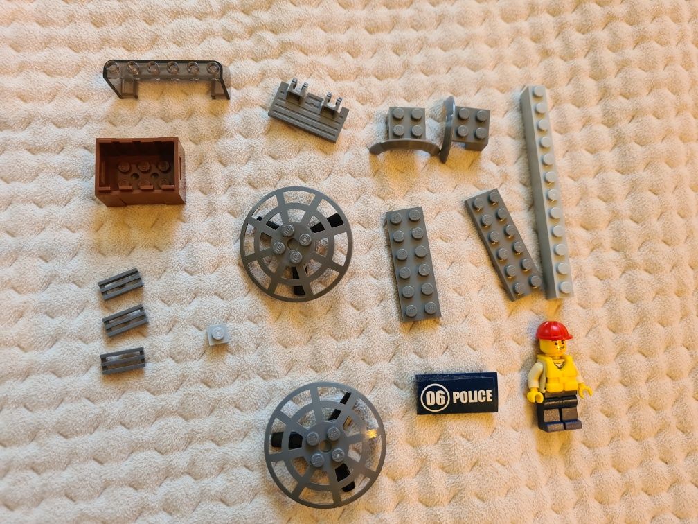 Klocki lego CITY   60071  wielkie zatrzymanie.