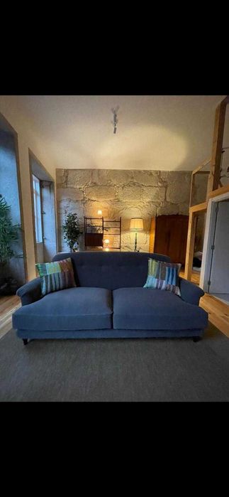 ALUGA-SE ESTÚDIO MEZANINO – PORTO – BAIXA