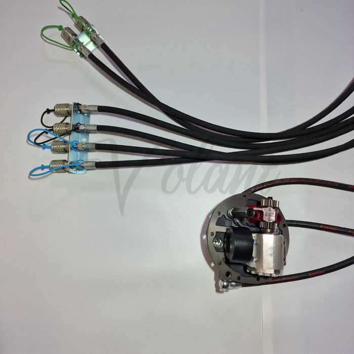 Rozdzielacz 3 Sekcyjny C-360 Zewnętrzny Hydrauliczny Od Dolnej Pokrywy