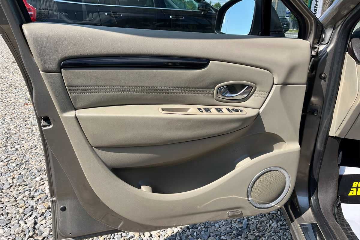 Renault Megane Scenic 2009