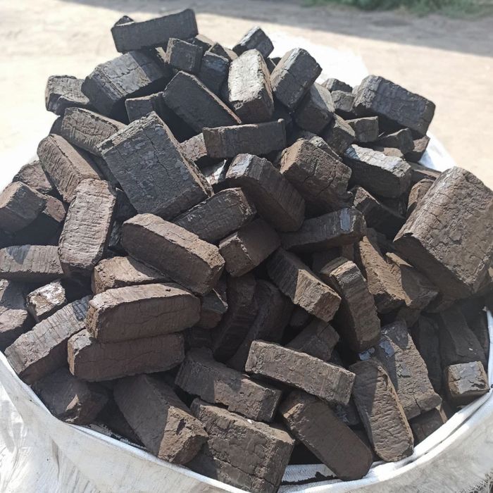 Торфобрикет, дрова.