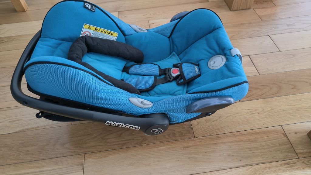 Maxi cosi...Cadeira bebé par carro (coque, ovinho