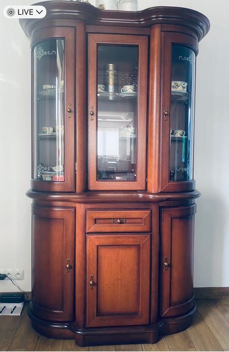 Meble drewniane do salonu