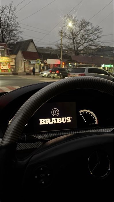 Mercedes Benz S600 V12