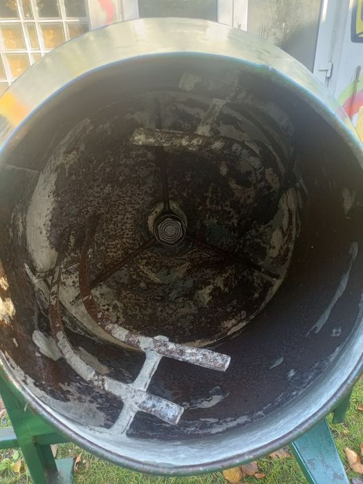 Betoniarka firmy defro