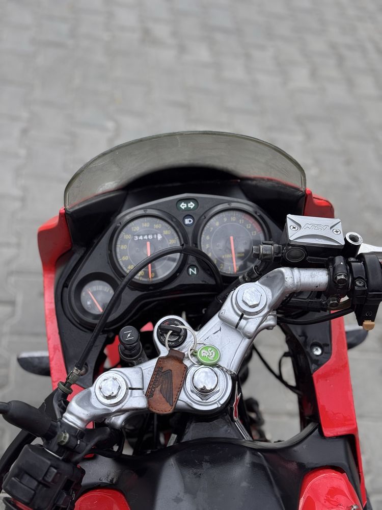 Продаю мотоцикл Honda CBR125 R