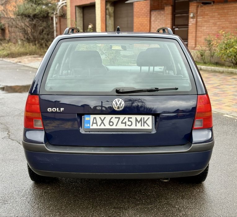 Volkswagen GOLF 1.6 MPI Avtomat
