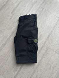 Мужские шорты stone island