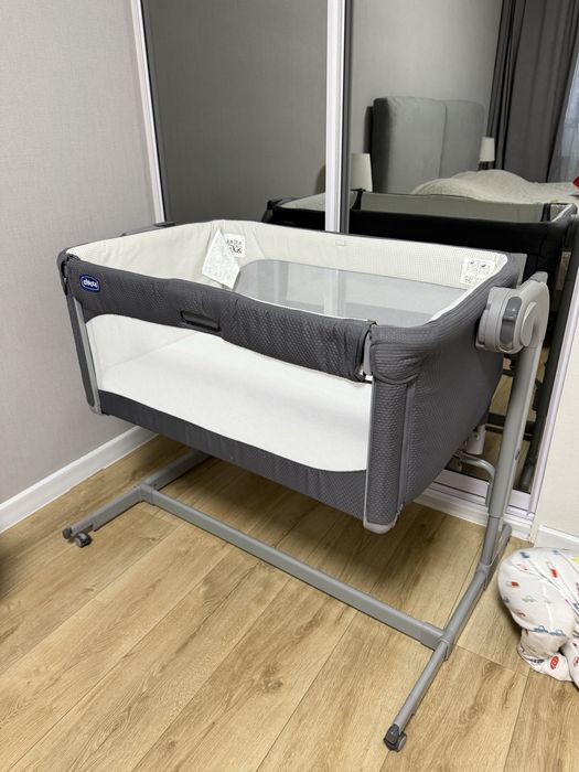 Ліжечко chicco next2me