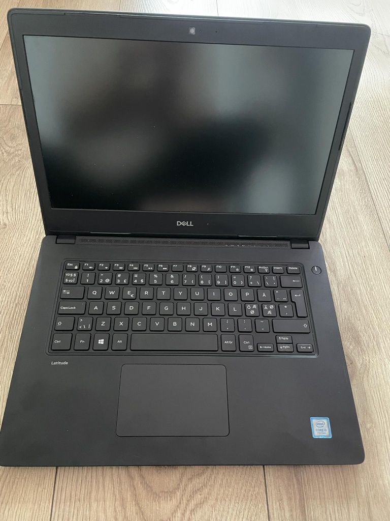 Laptop DELL / Intel Core i3 / 8 GB DDR4 / SSD 250 GB / FULL HD / LADNY