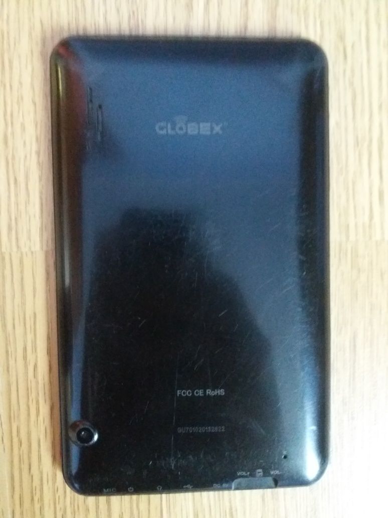 Планшет Globex GU7010C Blackстан ( стан як на фото )