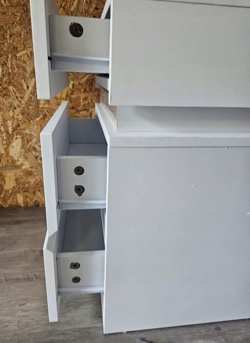 Szafka nocna stolik boczny nocny z szufladami z kolorowymi LED ZŁOŻONA