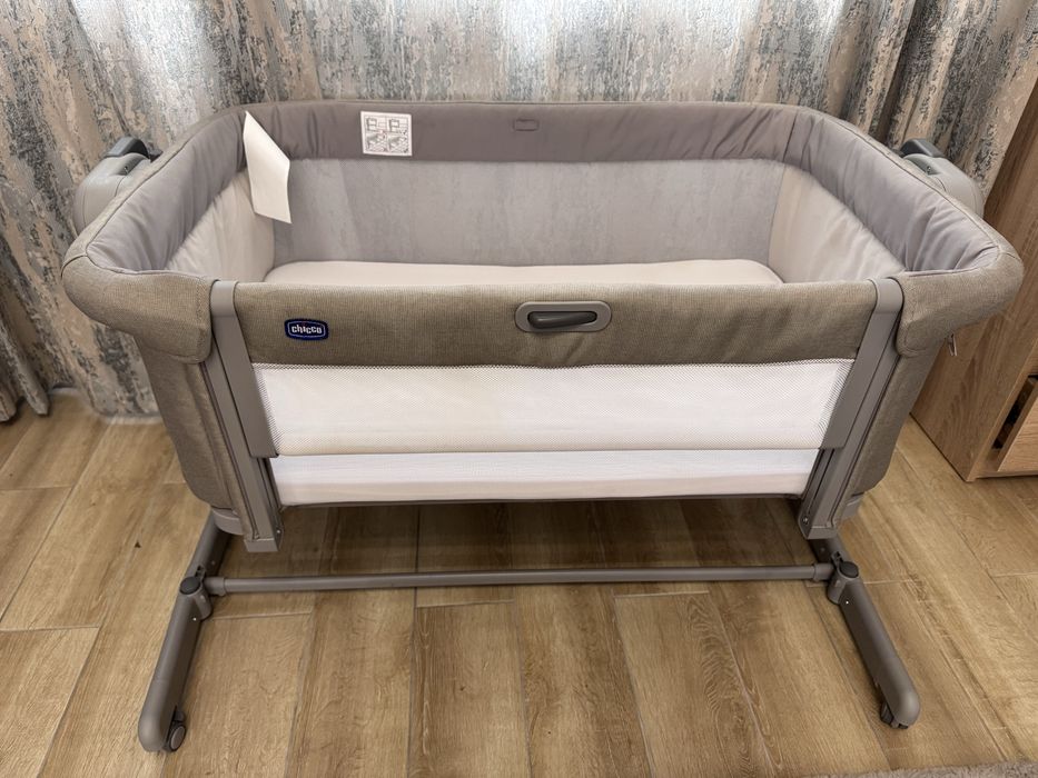 дитяче ліжечко chicco next2me magic