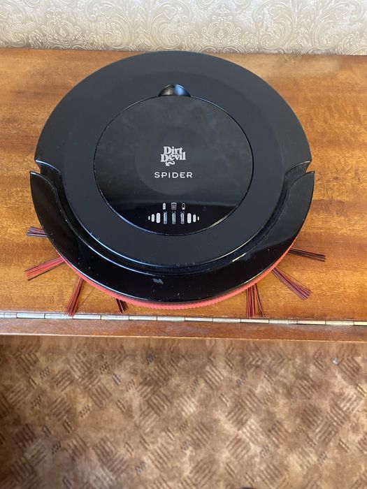 Робот пылесос пилосмок Dirt Devil M607