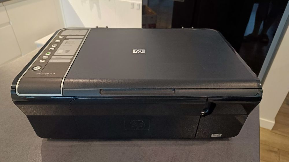 Urządzenie wielofunkcyjne HP 735