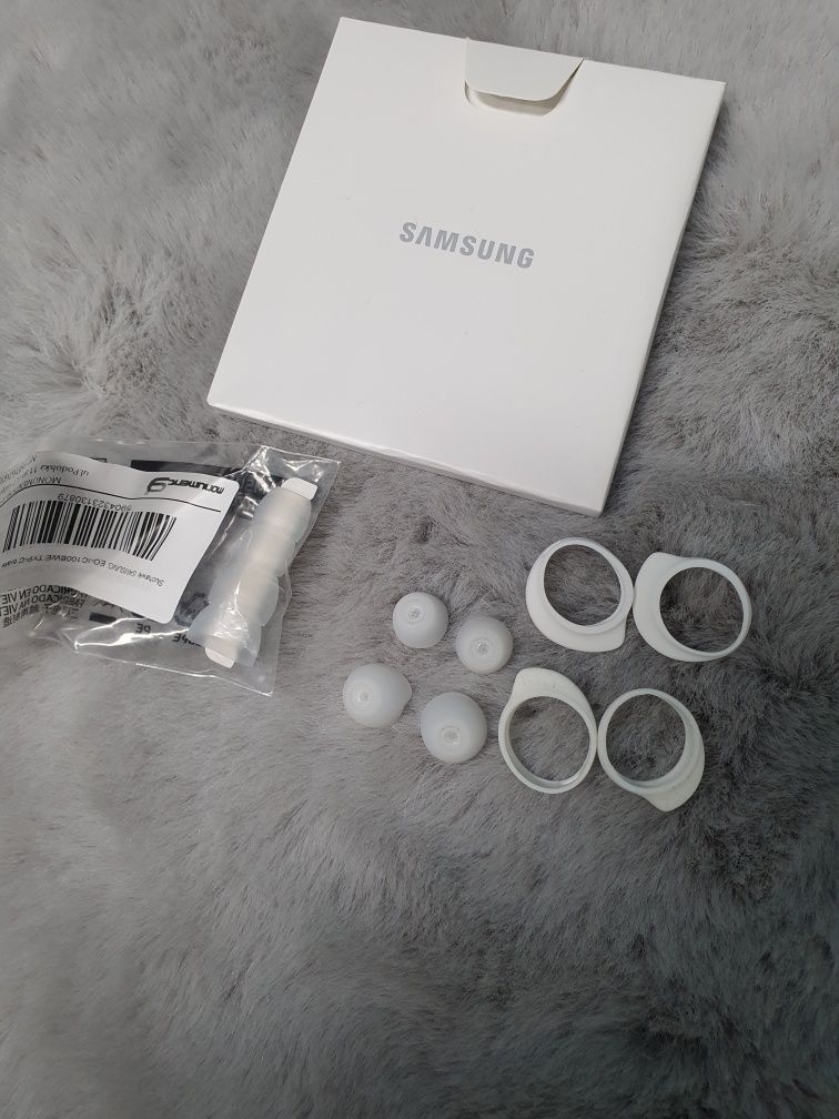 Samsung Galaxy Buds+ SM-R175