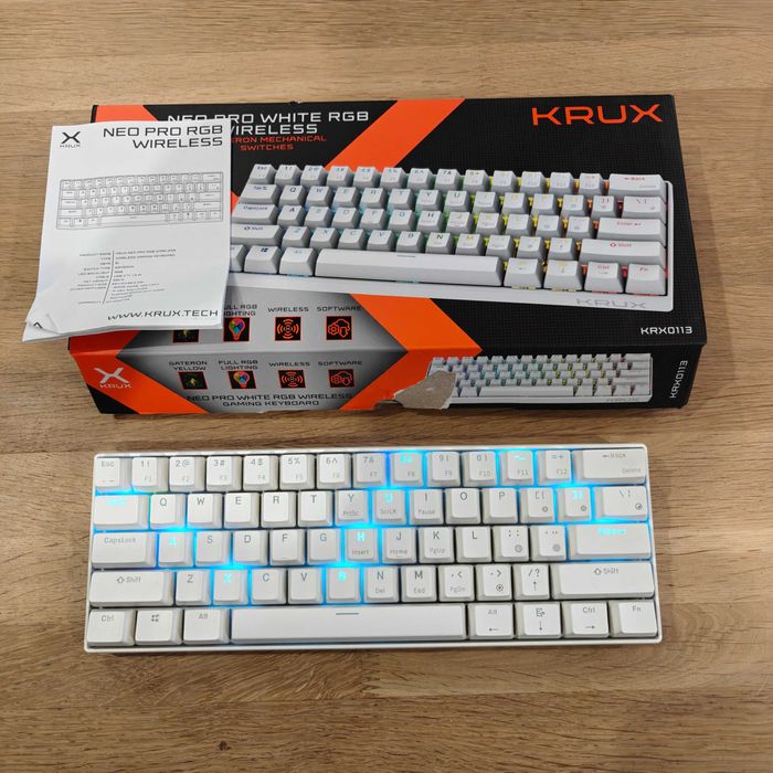 Klawiatura Krux Neo Pro White RGB – bezprzewodowa, stan bardzo dobry
