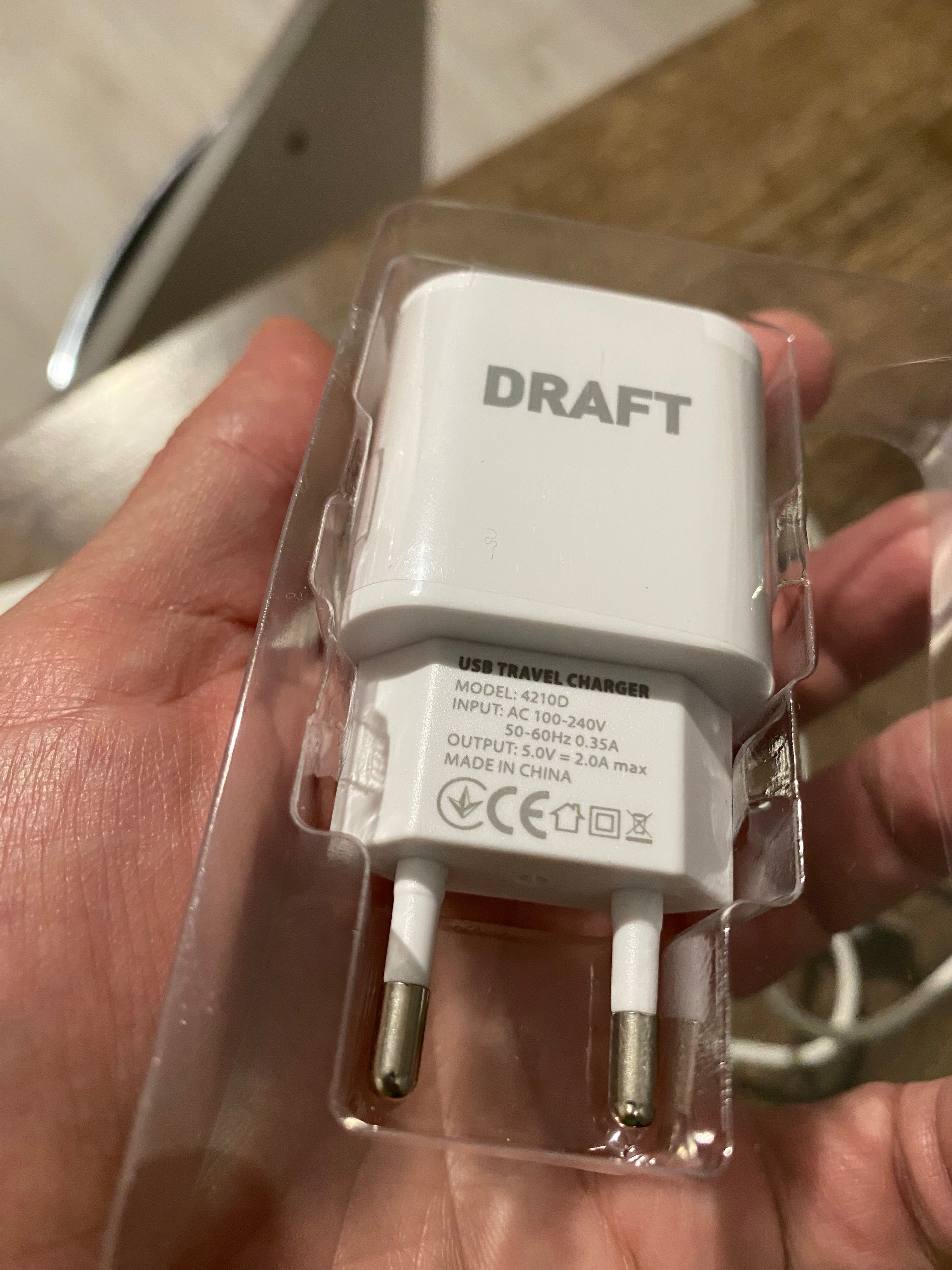 Зарядний пристрій для IPhone Lightning Draft