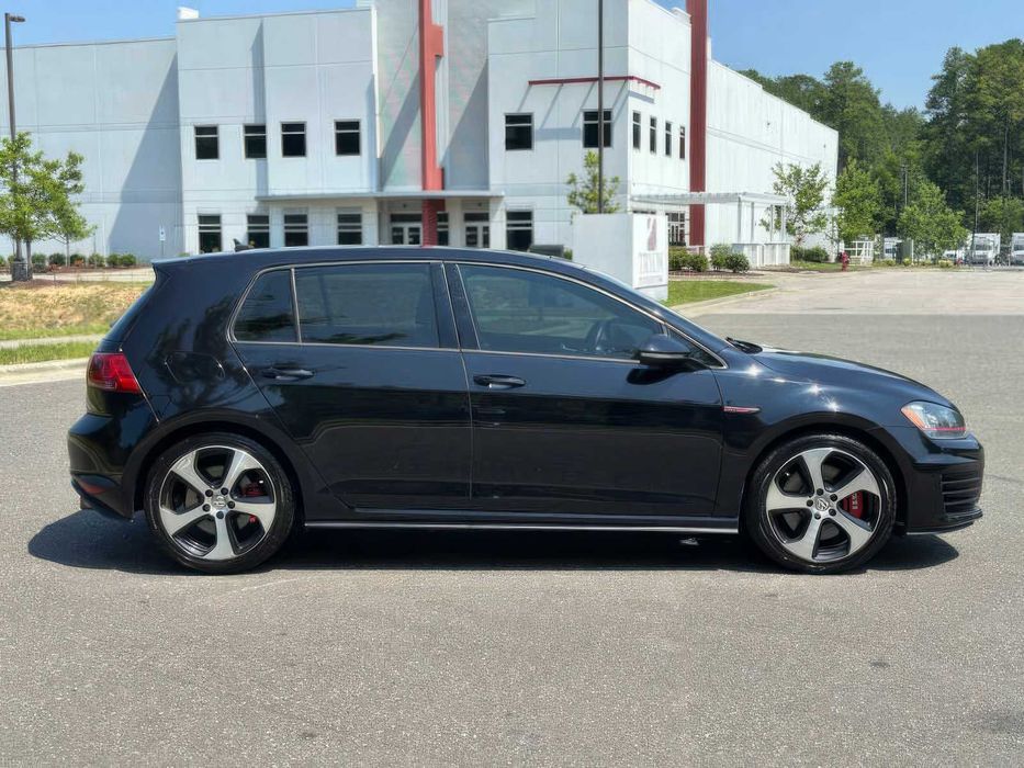 Volkswagen Golf GTI S      2016