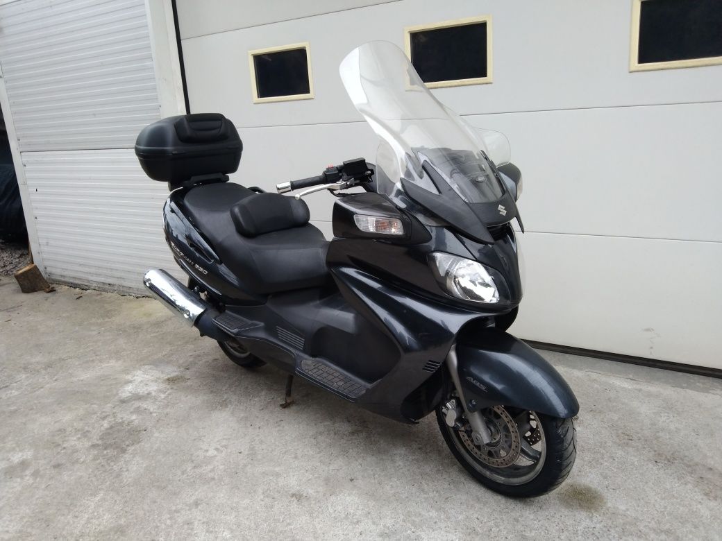 Suzuki burgman 650