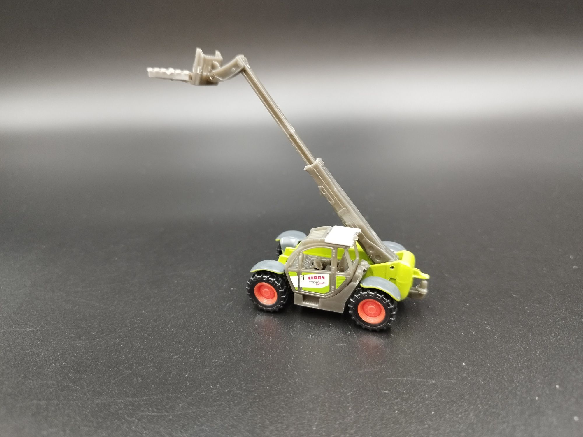1:58 Norev Mini-jet Claas Scorpion  7040 model model nowy,