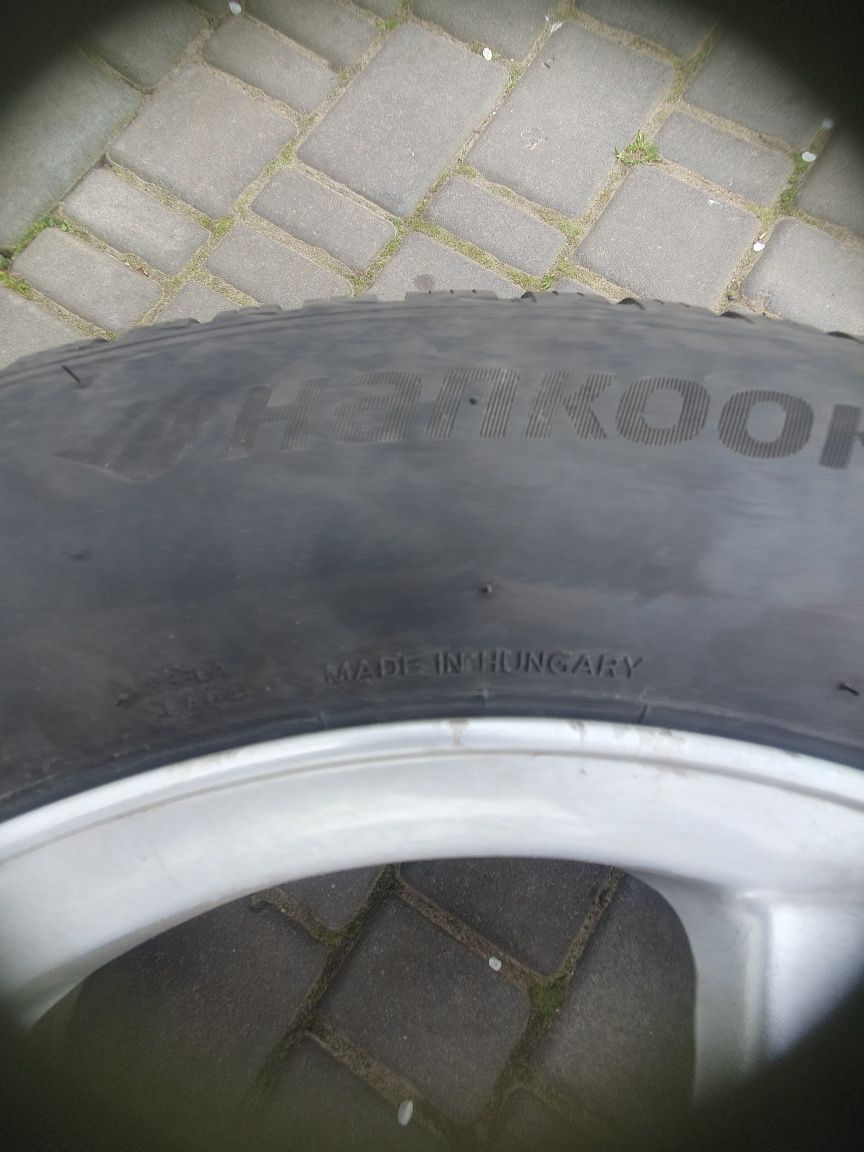 Шини зимові HANKOOK 215/65 R17 (4120)