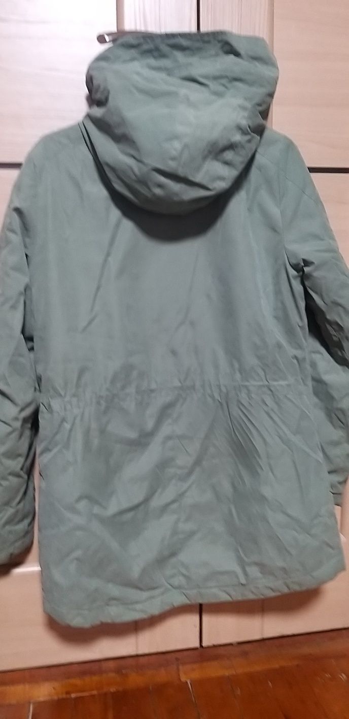 Жіноча зимова куртка Merrell  р. 44