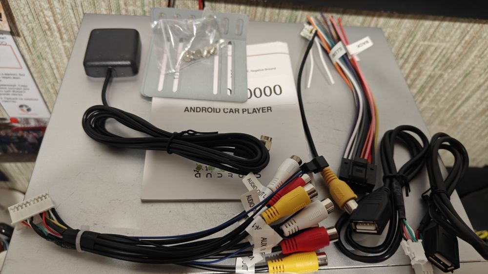 Продам нову автомагнітолу 2DIN, 7", IPS, 4/64 ГБ, Carplay, Android 13