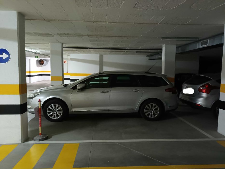 Arrenda-se lugar de garagem AVEIRO