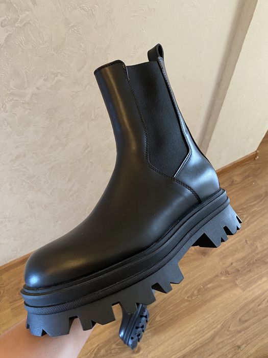 Черевики челсі  на товстій підошві
